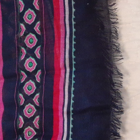 Euc! Vera Bradley Soft Fringe Scarf- Petal Paisley - Picture 2 of 6